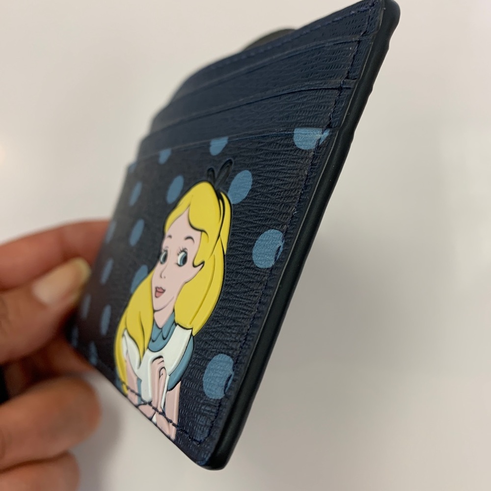 Authentic Kate spade leather Disney Alice card cs - Picture 2 of 7